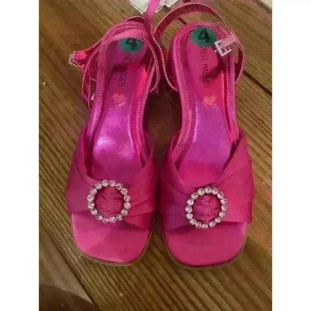 steve madden hot pink crystal heel Size 4 -2” Inch Heel Teen Girl